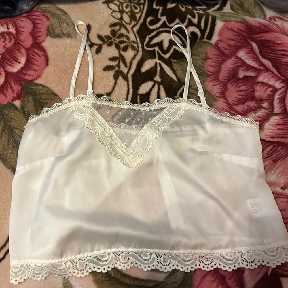 Cute light laced tank top